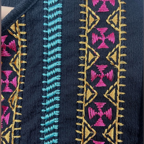 Adrianna Papell Women’s Black Embroidered Blouse, Size S. - Picture 4 of 9